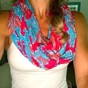 Infinity scarf - excellent condition